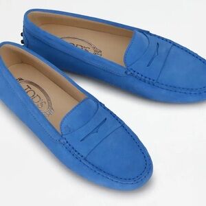 NIB Women’s Tod’s Suede Gommino Driver Loafers